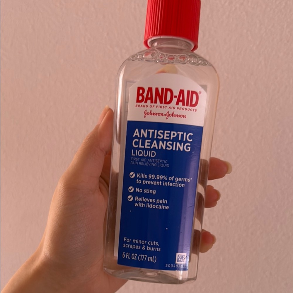 Band-Aid Antiseptic Cleansing Liquid